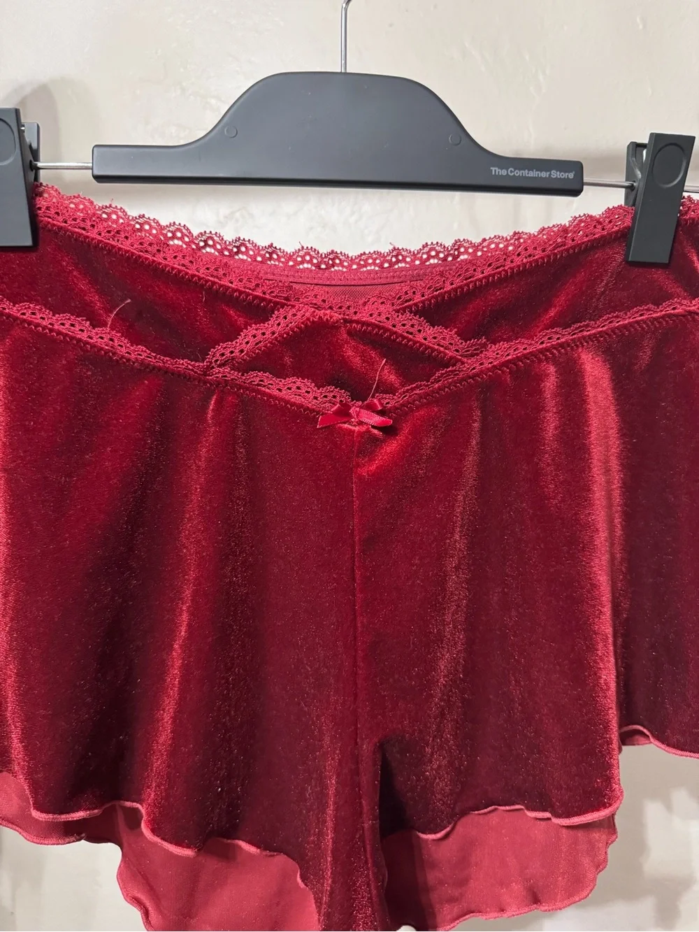 N/A luxurious velvet